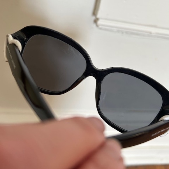 Marc by Marc Jacobs MMJ 307/S Womens Heart Shaped Arm Sunglasses - Picture 4 of 6